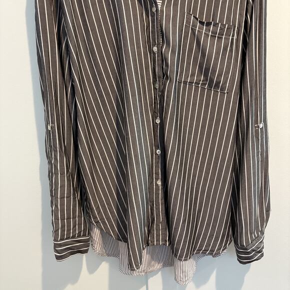 Jane + Delancey Blouse Women Size XL Gray White Stripe Roll Tab Sleeve Top - Picture 4 of 12